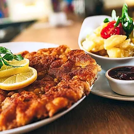 Reinisch Schwechat